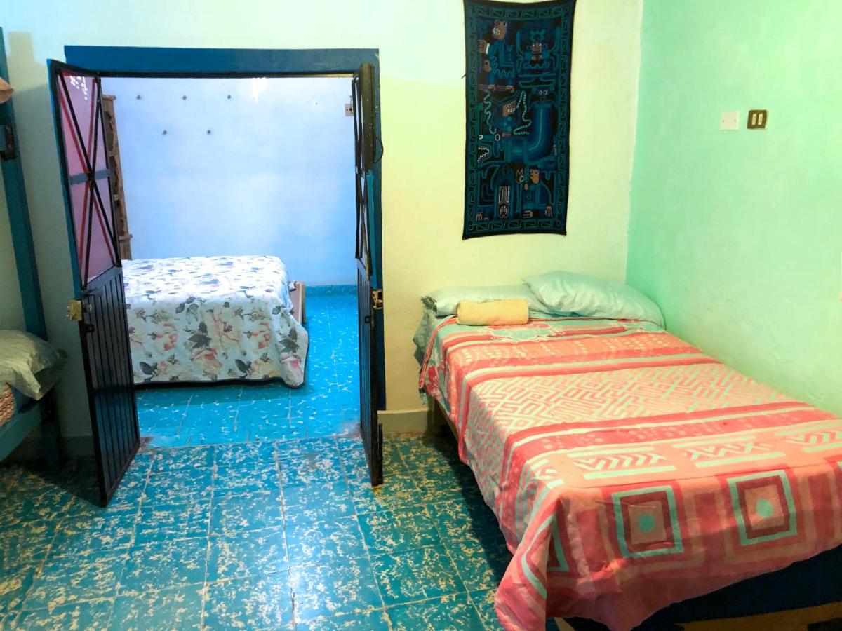 Хостел Casa Chuparrosa Сан-Міґель-де-Альєнде Екстер'єр фото
